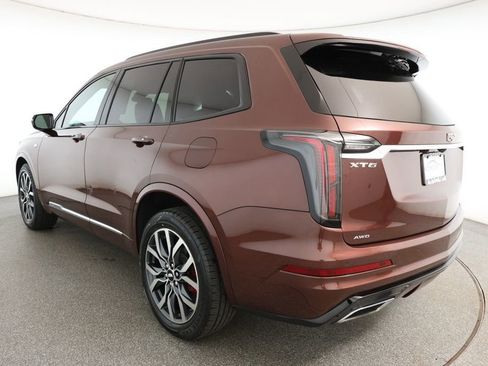 Used 2022 Cadillac XT6 Sport image 6