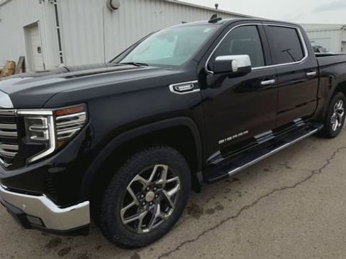 New 2026 GMC Sierra 1500 SLT w/ SLT Premium Plus Package image 4