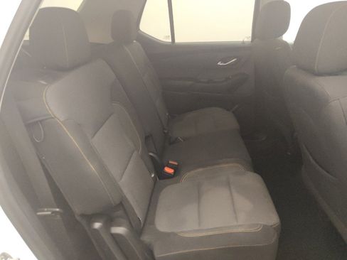 Used 2021 Chevrolet Traverse LS image 19