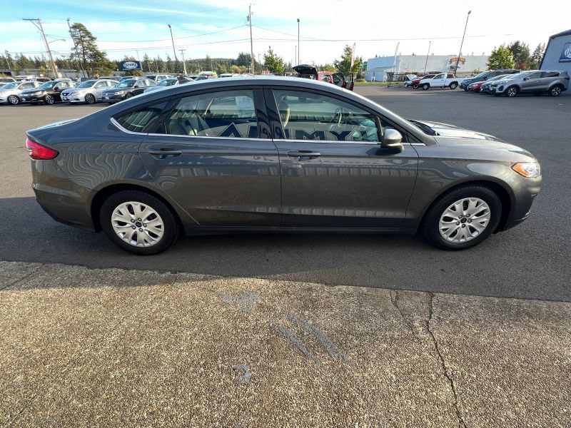 Used 2020 Ford Fusion S FWD image 7