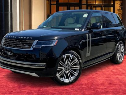 New 2025 Land Rover Range Rover SE