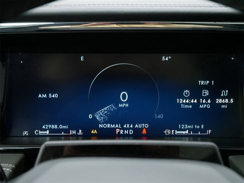 Used 2022 Lincoln Navigator Black Label image 21