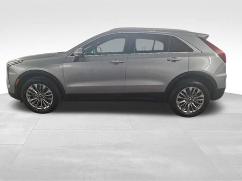 Used 2025 Cadillac XT4 Premium Luxury AWD/4WD image 4