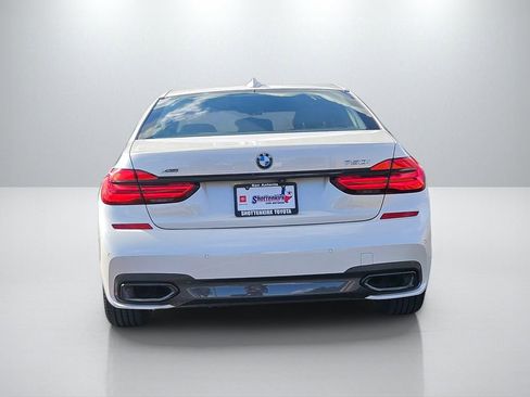 Used 2019 BMW 750i xDrive w/ M Sport Package AWD/4WD image 6