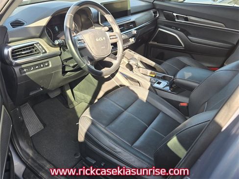 Used 2022 Kia Telluride EX w/ EX Premium Package image 9