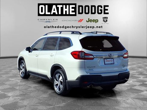 Used 2021 Subaru Ascent Premium w/ Convenience Package image 3