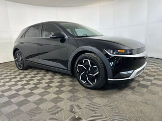 Used 2024 Hyundai Ioniq 5 SEL video 2