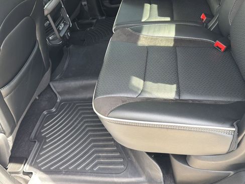 Used 2025 RAM 1500 Laramie w/ Night Edition AWD/4WD image 19