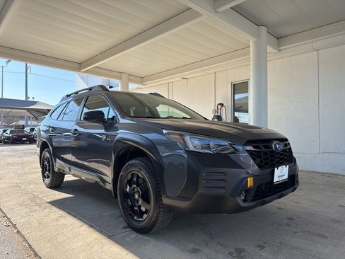 Used 2022 Subaru Outback Wilderness w/ Wilderness Package image 7