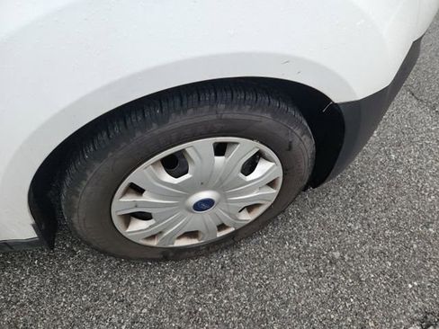 Used 2019 Ford Transit Connect XL image 12