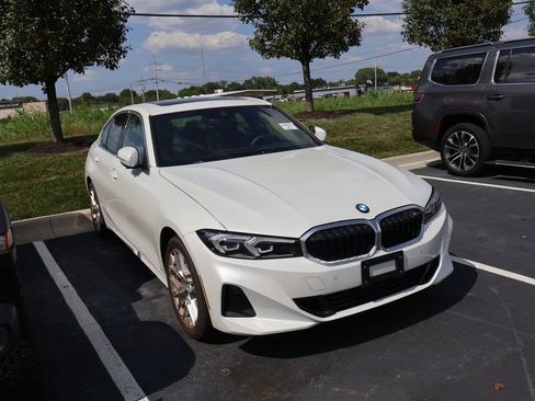 Used 2026 BMW 330i xDrive Sedan w/ Convenience Package AWD/4WD image 5