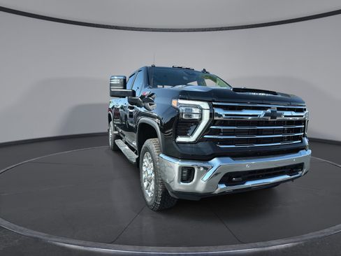 New 2026 Chevrolet Silverado 3500 LTZ w/ LTZ Convenience Package AWD/4WD image 16