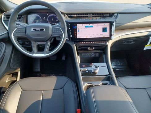 New 2026 Jeep Grand Cherokee L Limited AWD/4WD image 23