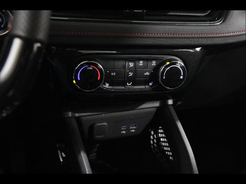 Certified 2024 Chevrolet TrailBlazer RS FWD image 13