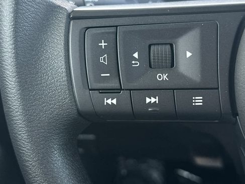 New 2026 Nissan Kicks SV image 24