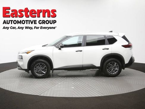 Used 2023 Nissan Rogue S AWD/4WD image 59