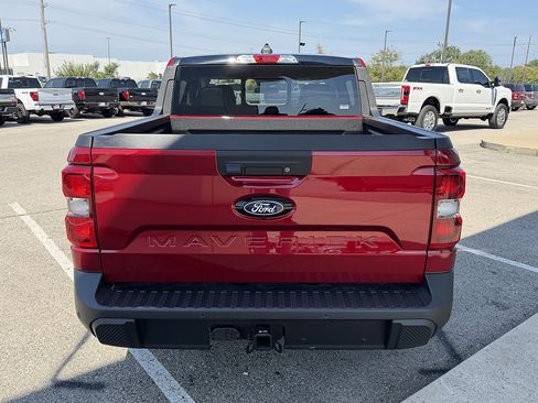 Used 2026 Ford Maverick Lariat w/ Black Appearance Package AWD/4WD image 7