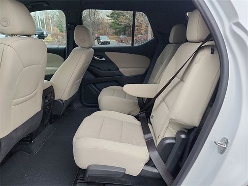 Certified 2023 Chevrolet Traverse LT image 10
