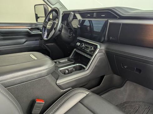 Used 2024 GMC Sierra 3500 Denali w/ Denali Reserve Package image 24
