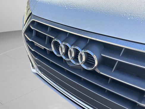 Used 2018 Audi Q5 Prestige w/ Prestige Package image 17