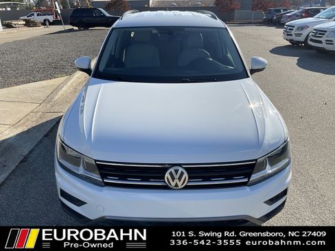 Used 2018 Volkswagen Tiguan SE image 27