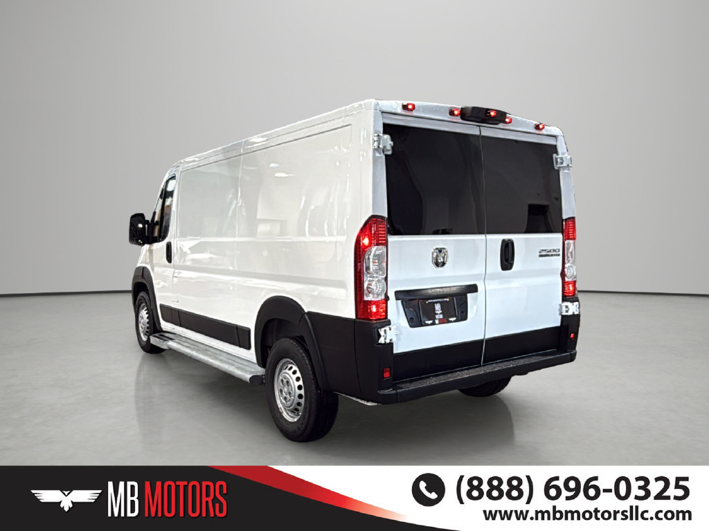 Used 2025 RAM ProMaster 2500 w/ U-Haul Equipment Group FWD image 3