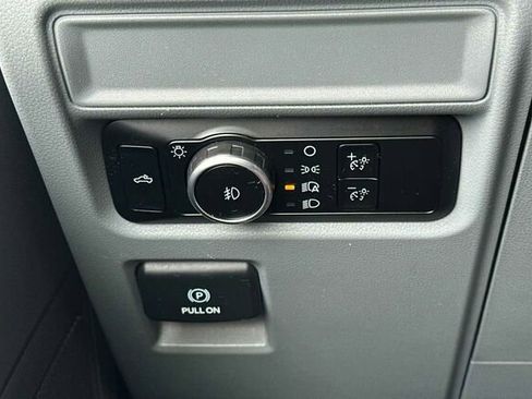 Used 2023 Ford F150 XLT image 26