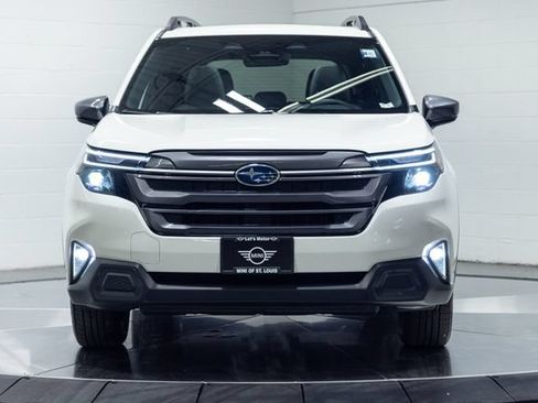 Used 2026 Subaru Forester Limited AWD/4WD image 5