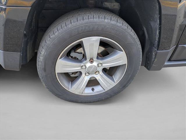 Used 2017 Jeep Patriot High Altitude FWD image 10