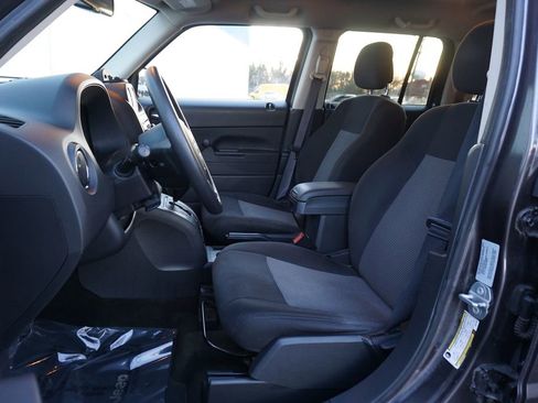 Used 2016 Jeep Patriot Sport FWD image 10