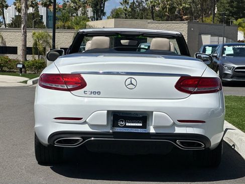 Used 2018 Mercedes-Benz C 300 Cabriolet image 4