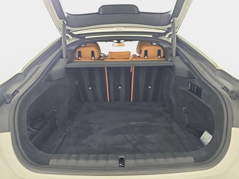 Used 2023 BMW i4 eDrive35 RWD image 13