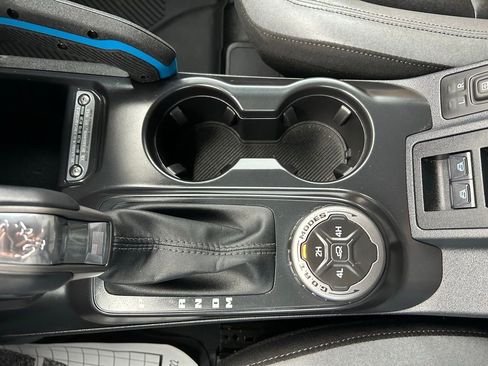 Certified 2024 Ford Bronco Black Diamond image 29