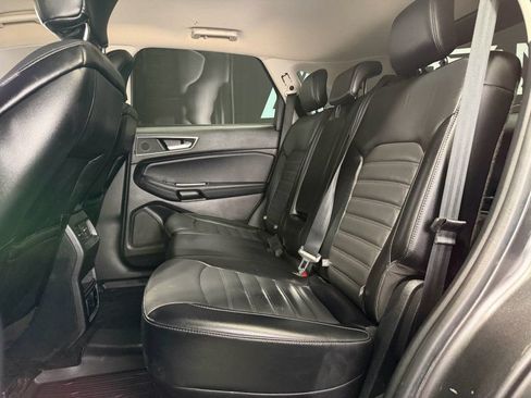 Used 2018 Ford Edge SEL w/ Equipment Group 201A AWD/4WD image 19