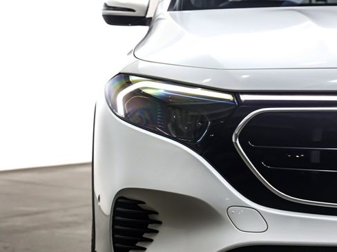 Used 2023 Mercedes-Benz EQB 250+ image 15