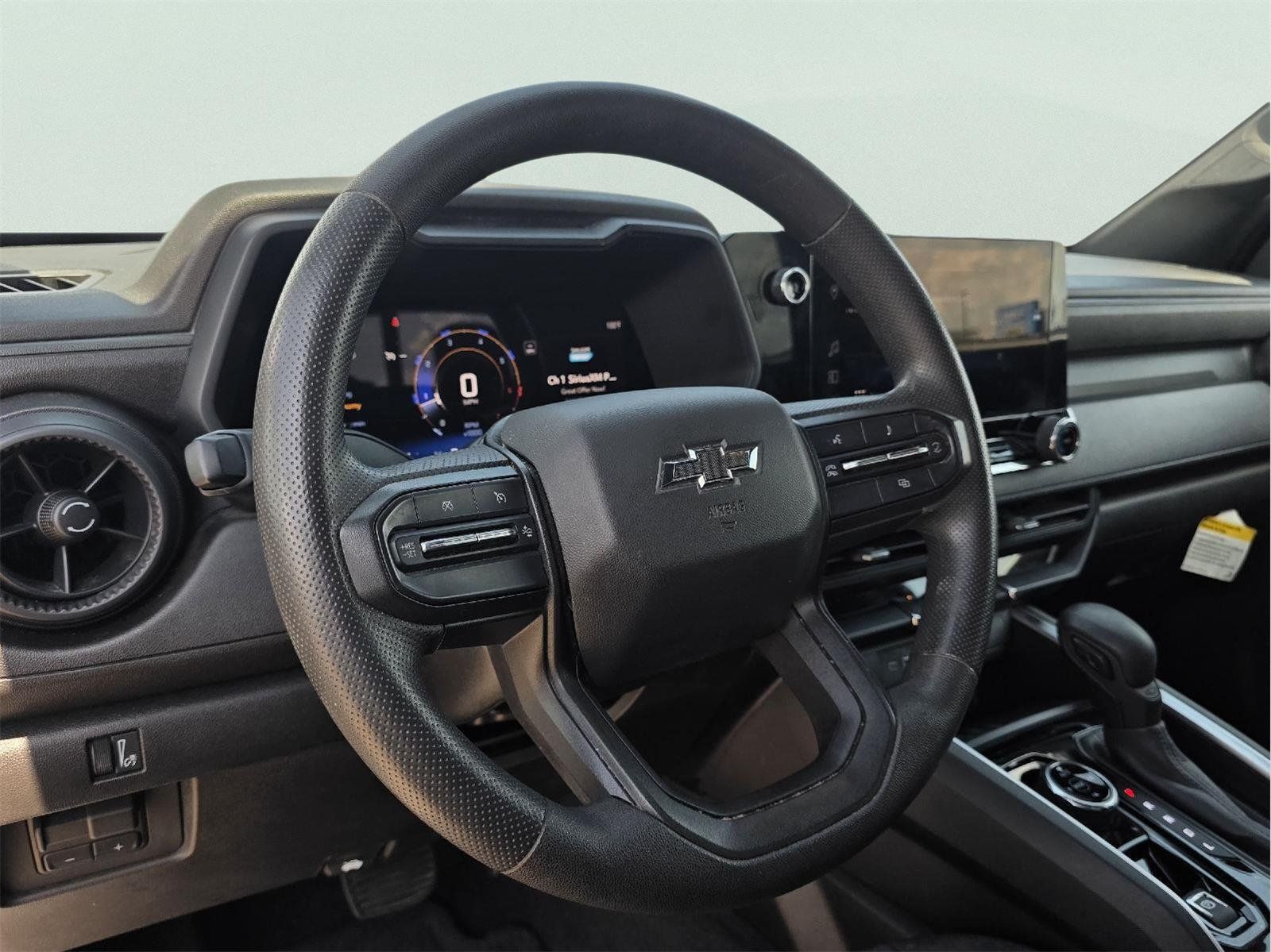 Used 2026 Chevrolet Colorado Trail Boss AWD/4WD image 10