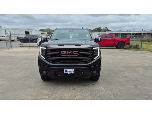 Certified 2022 GMC Sierra 1500 AT4X image 3