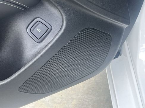 New 2025 Cadillac CT4 Premium Luxury image 17