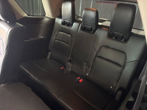 Used 2024 Nissan Pathfinder SL image 26