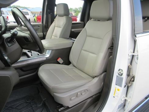 Certified 2024 Chevrolet Silverado 3500 LTZ w/ LTZ Convenience Package AWD/4WD image 24