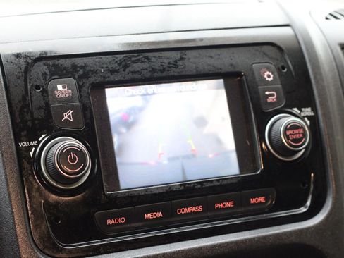 Used 2018 RAM ProMaster 2500 image 20