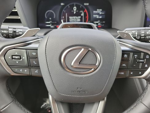 Used 2026 Lexus GX 550 w/ Accessory Package (CT) AWD/4WD image 26