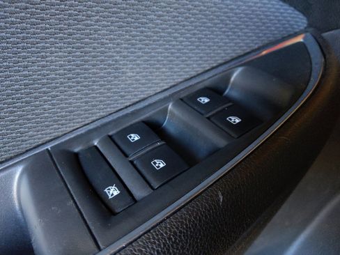 Used 2017 Chevrolet Cruze LT image 27