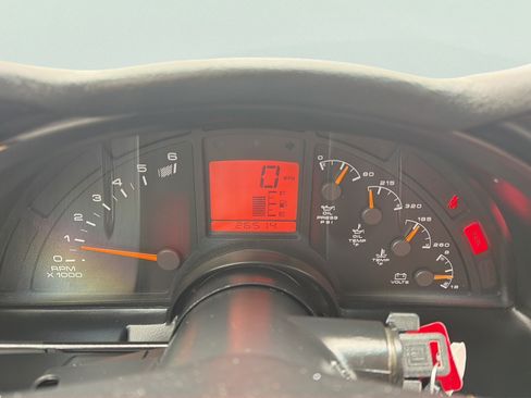 Used 1996 Chevrolet Corvette Convertible RWD image 5