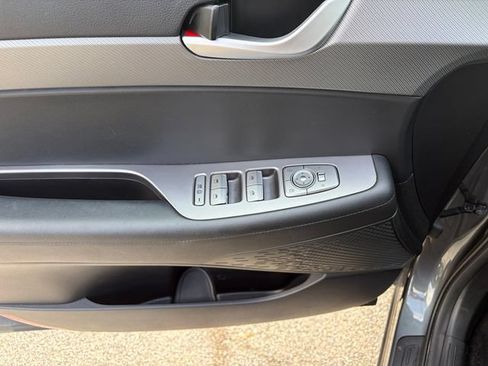 Used 2025 Hyundai Palisade SEL FWD image 28