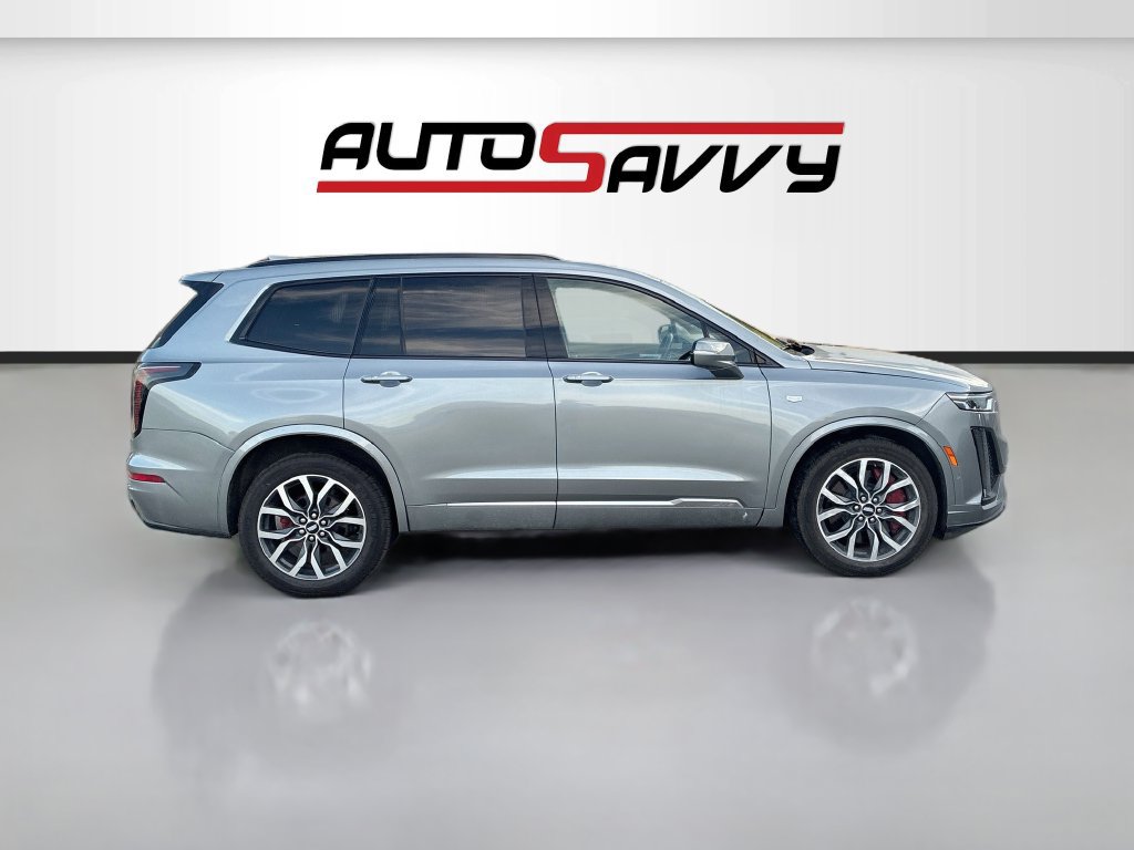 Used 2024 Cadillac XT6 Sport w/ Platinum Package AWD/4WD image 8