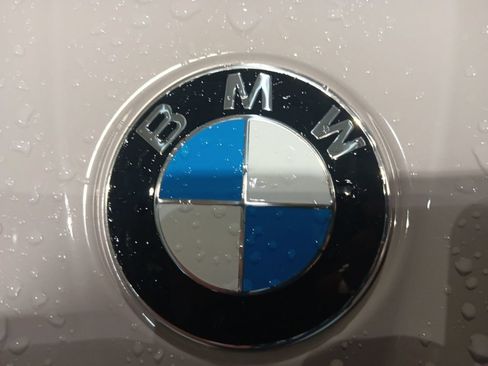 Used 2025 BMW X3 xDrive30i AWD/4WD image 11
