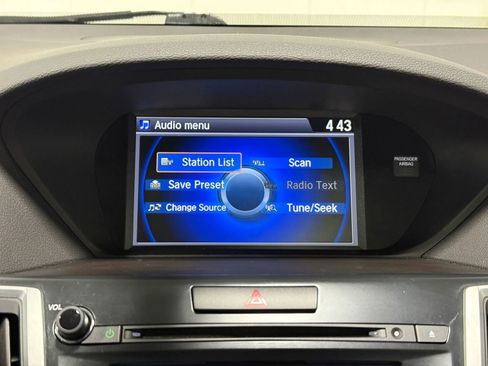 Used 2017 Acura TLX image 37