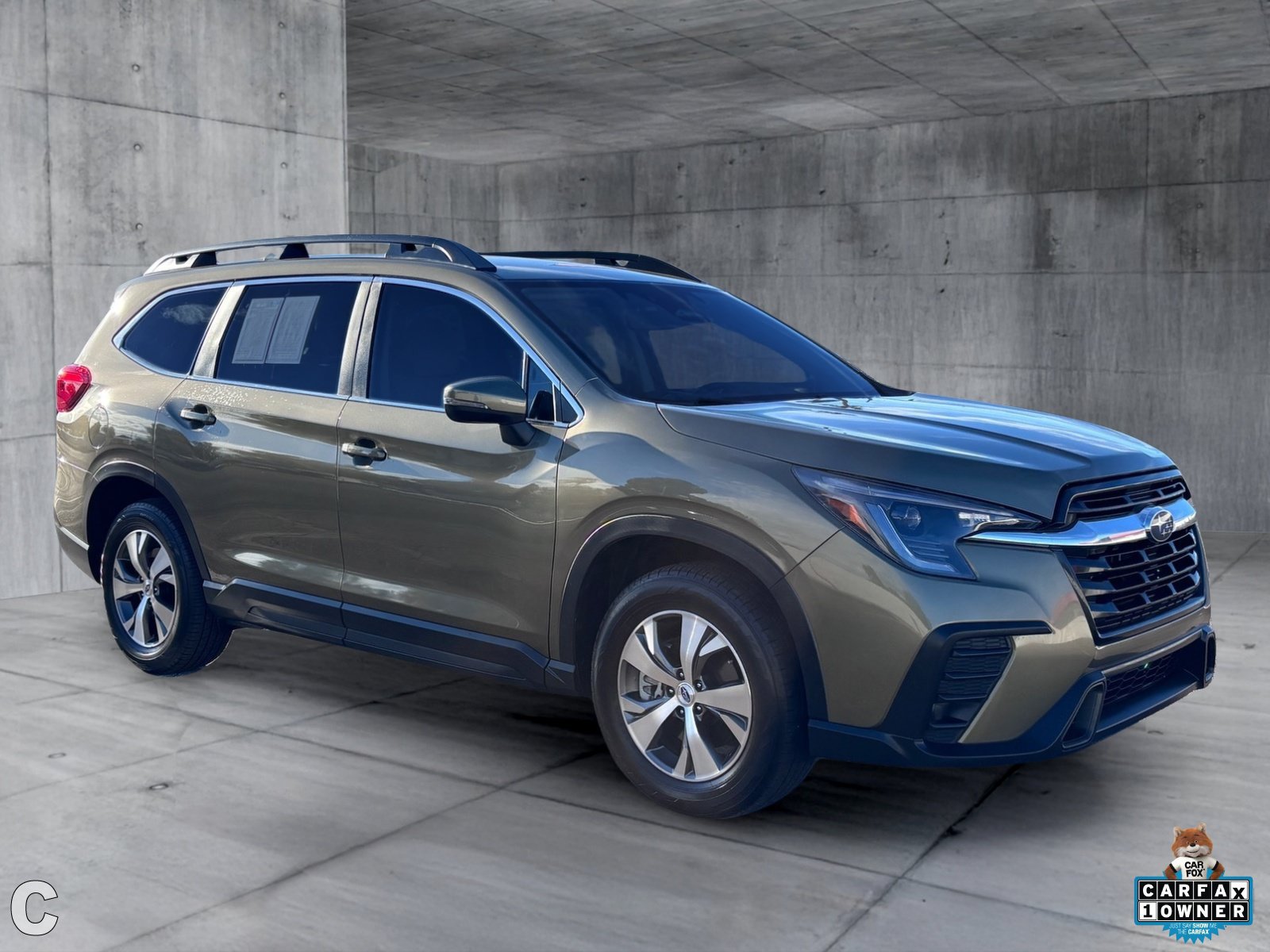 Used 2023 Subaru Ascent Premium w/ Convenience Package AWD/4WD image 9