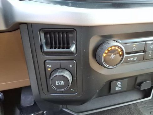 Used 2022 Ford F150 XLT w/ XTR Package AWD/4WD image 29